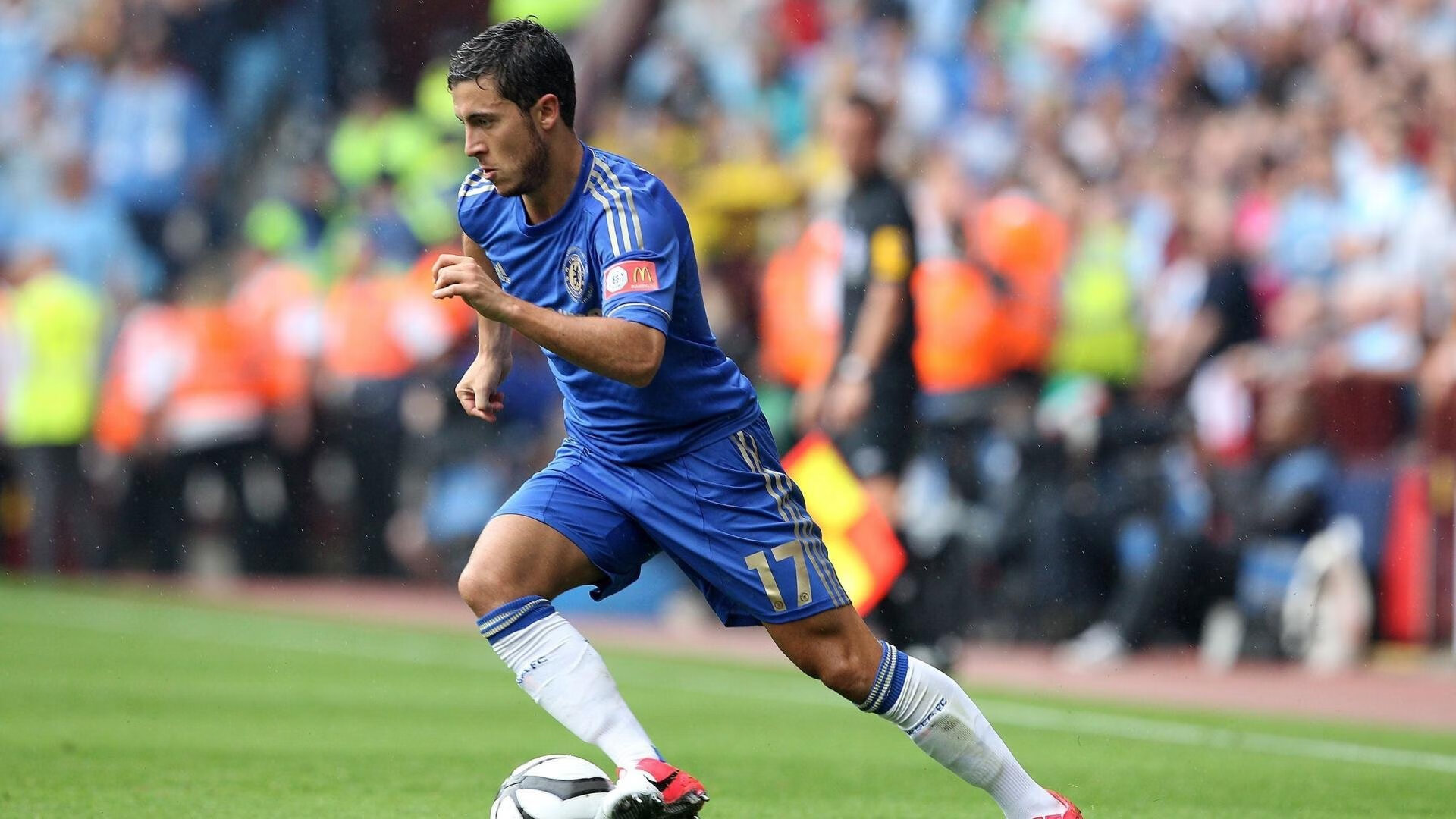 本泽马，当潘帕斯雄鹰遇上马德里斗牛士，他的舞台永不设限