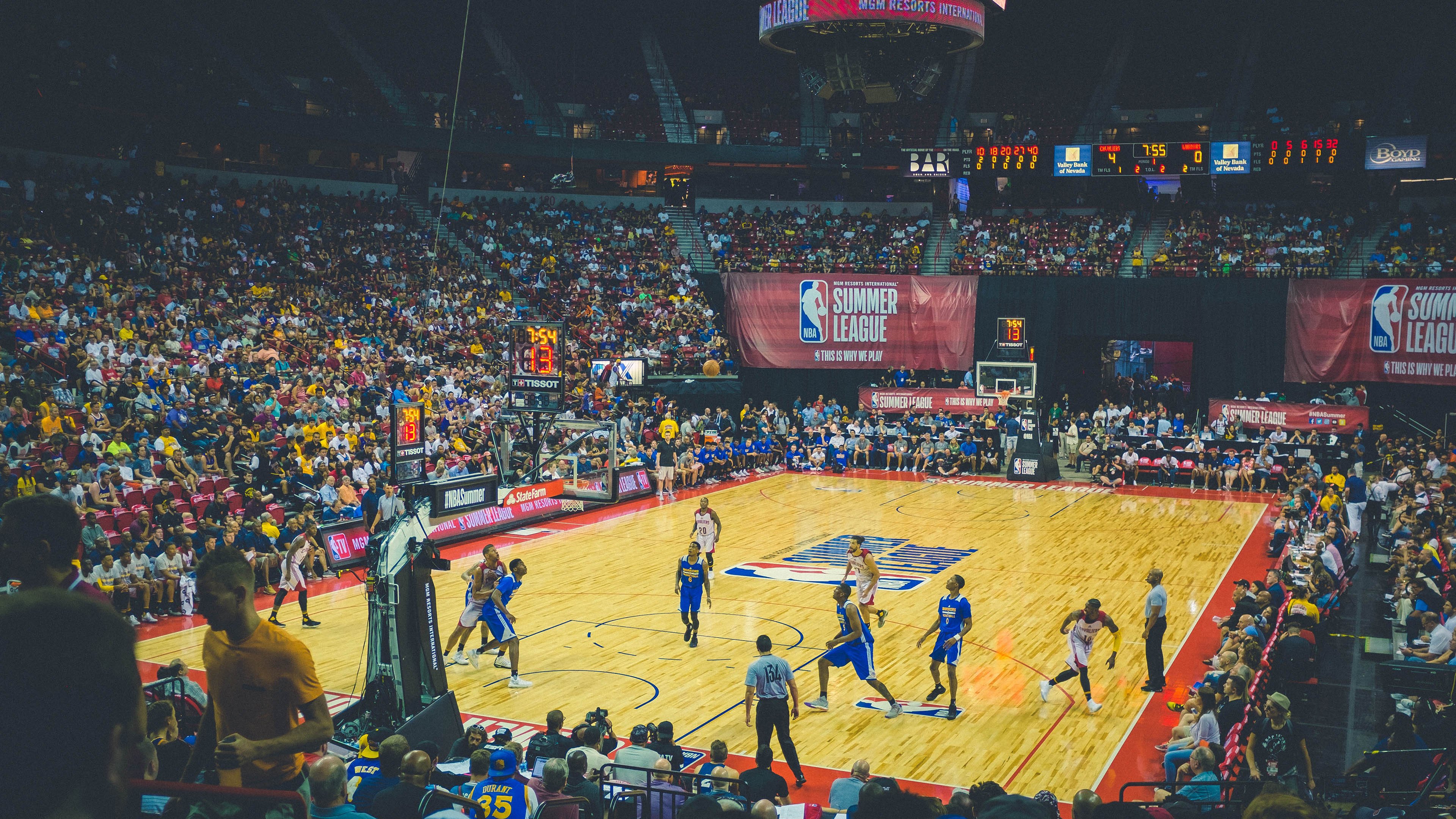 姆巴佩的权杖，当波斯铁骑踏过马赛，世界杯迎来新王加冕