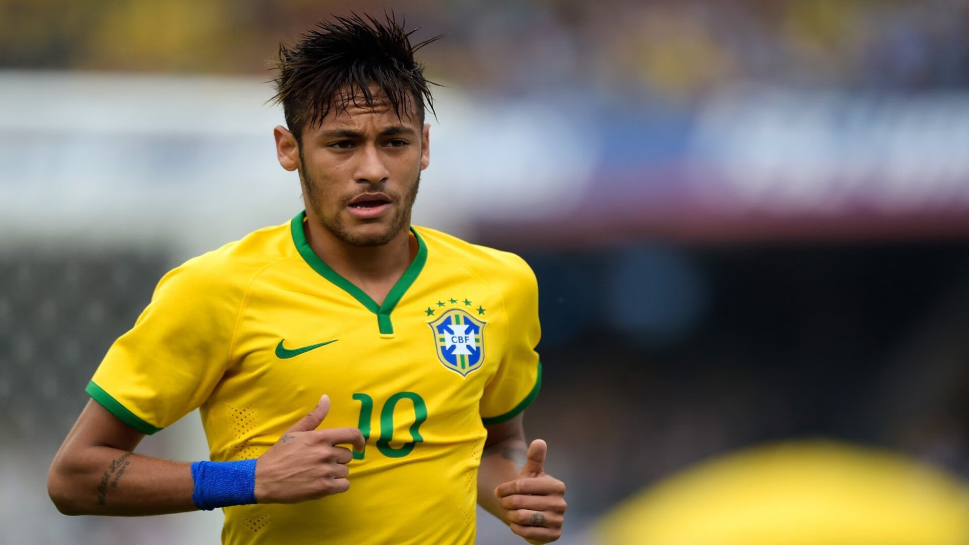 奥运周期关键战之夜，C罗关键时刻站出来